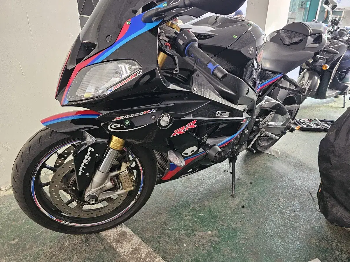 bmw s1000rr 2010년식 630만 에팝니다